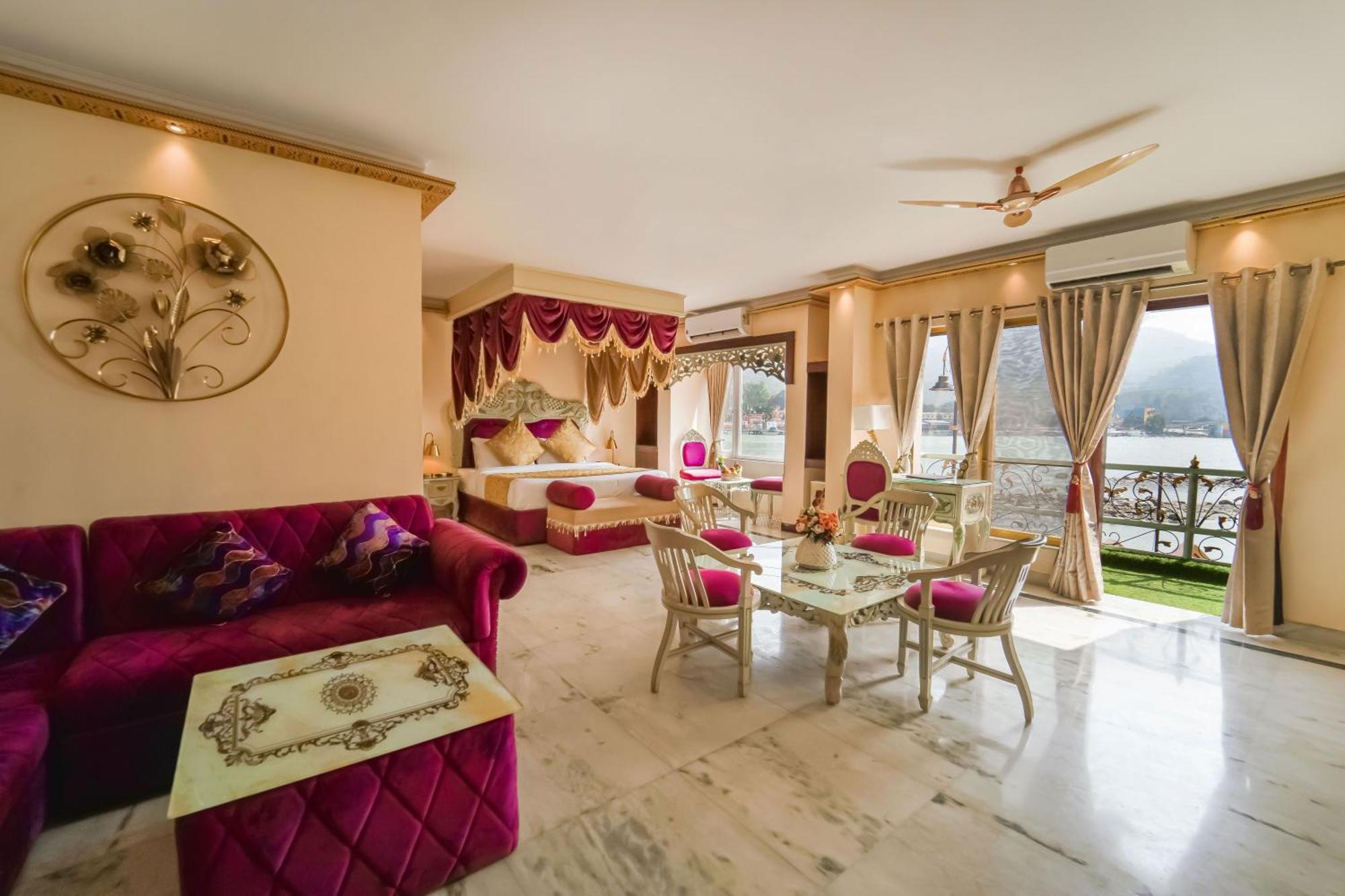 The Neeraj Ganga Heritage Palace Rishikesh Exterior photo