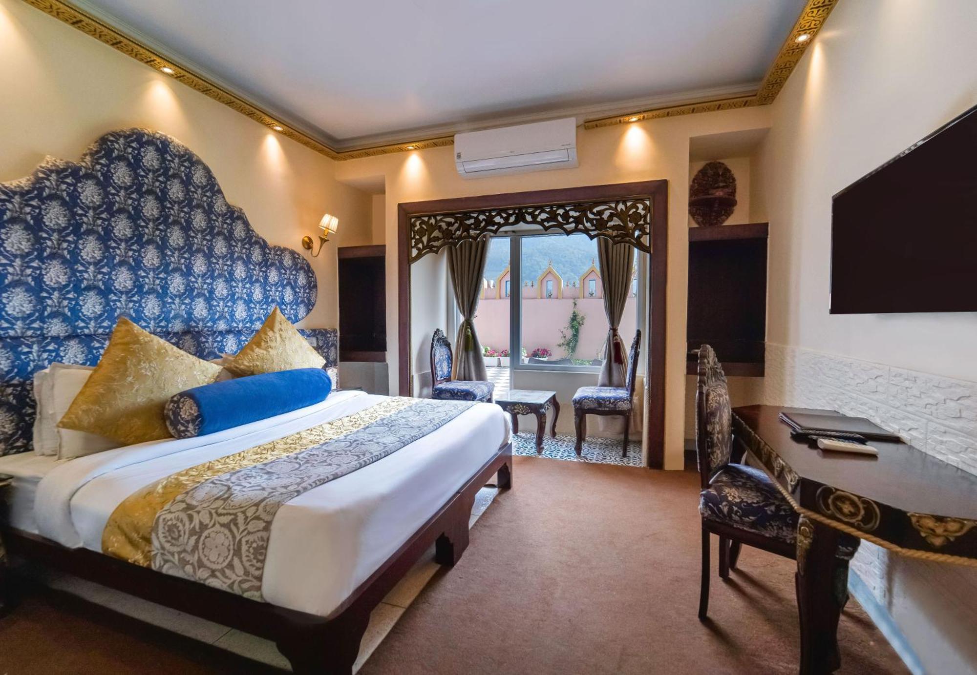 The Neeraj Ganga Heritage Palace Rishikesh Exterior photo