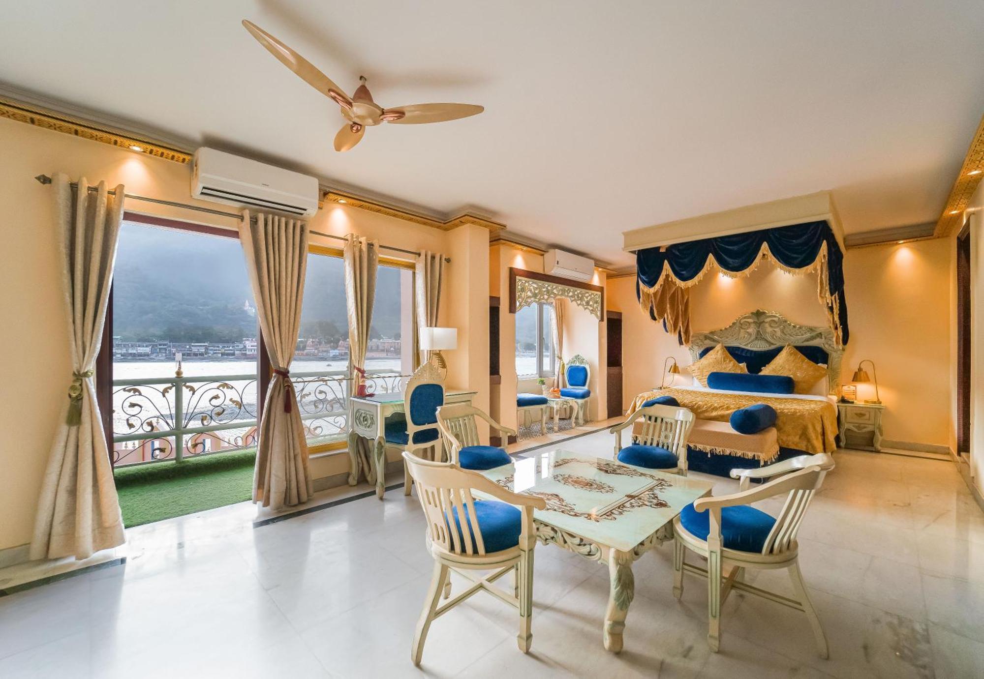 The Neeraj Ganga Heritage Palace Rishikesh Exterior photo