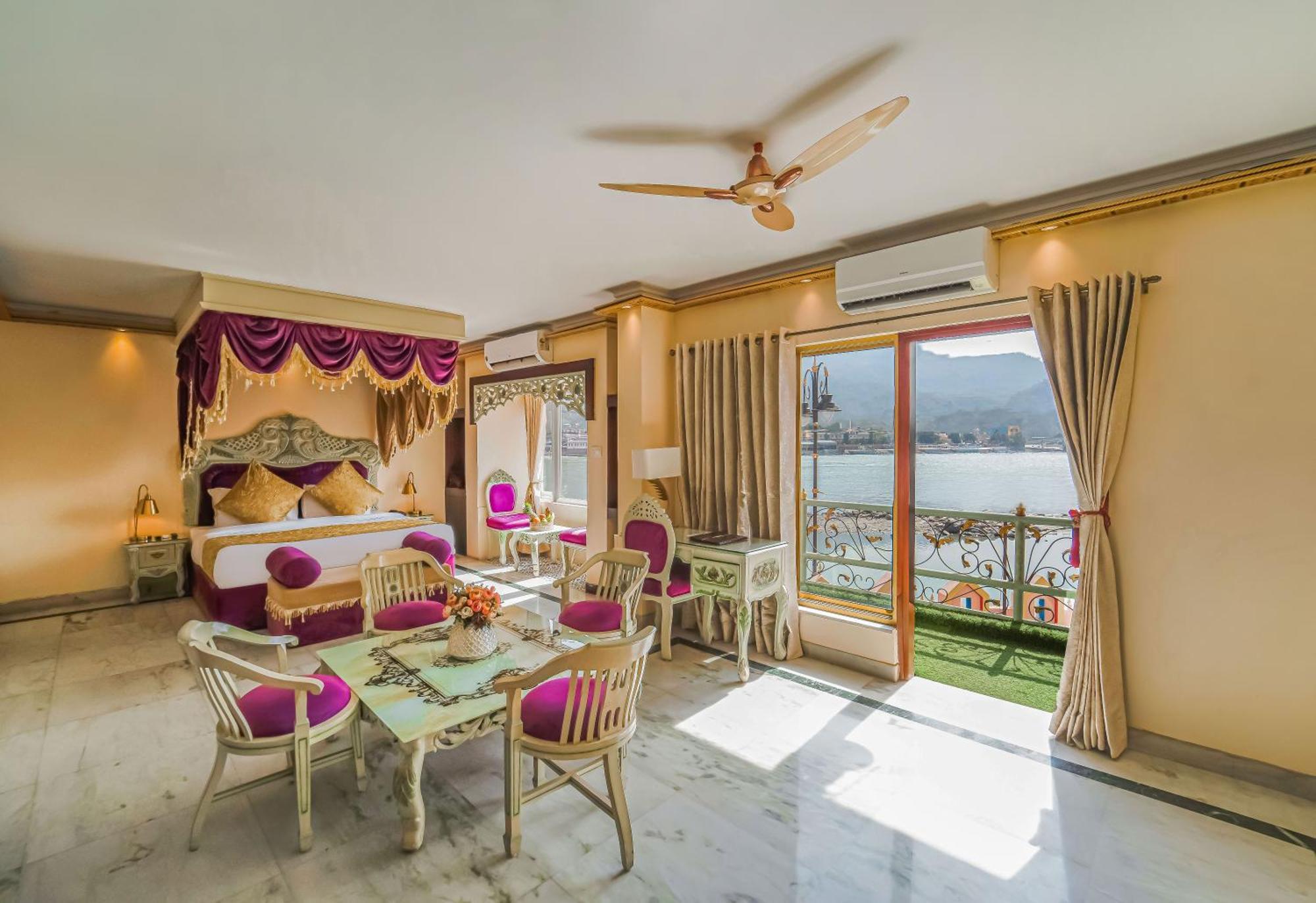 The Neeraj Ganga Heritage Palace Rishikesh Exterior photo