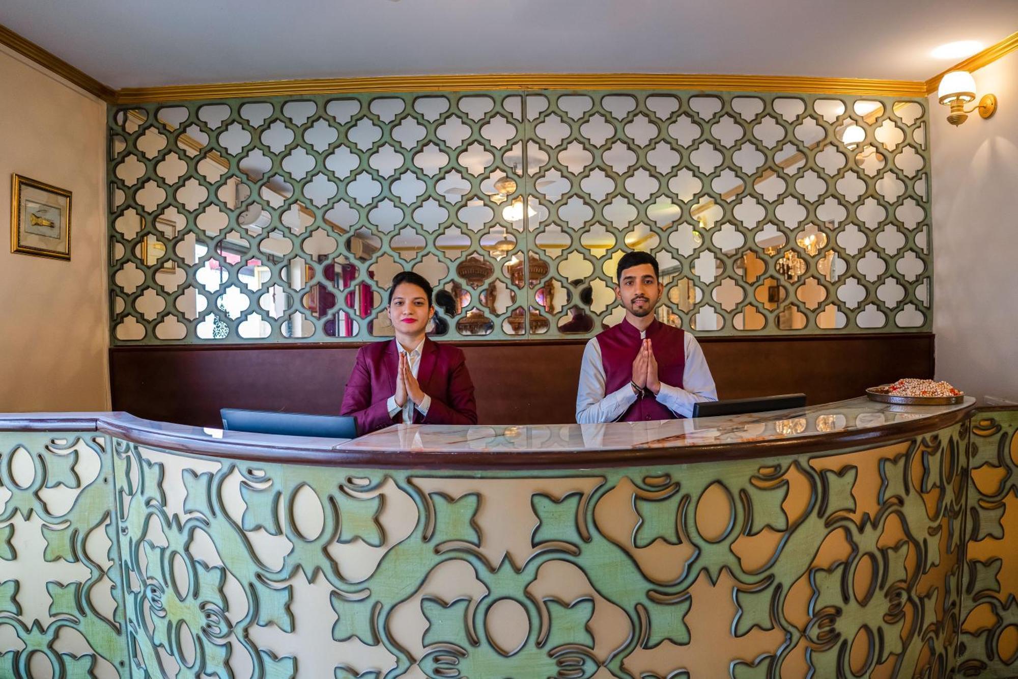 The Neeraj Ganga Heritage Palace Rishikesh Exterior photo